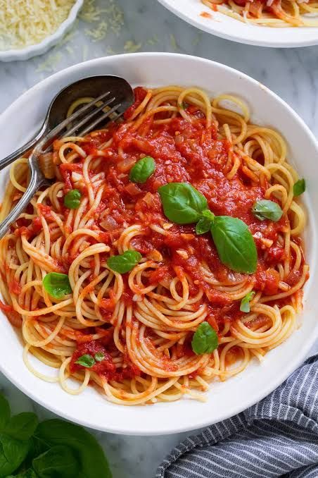 Spaghetti w/ Marinara Sauce