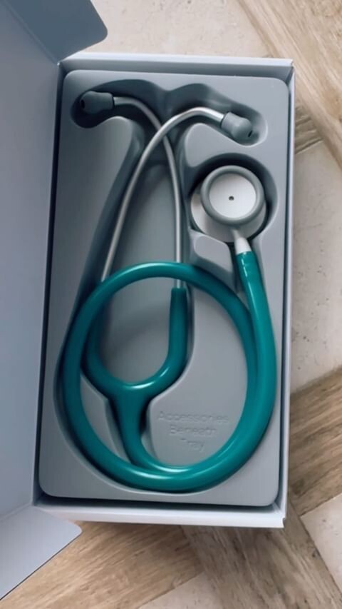 ADC lightweith Stethoscope