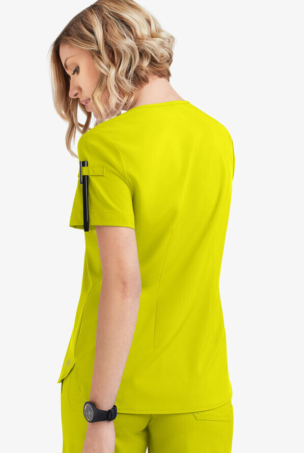 Women&#39;s 4-Pocket V-Neck Scrub Top with Petal Sleeves
