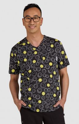 koi | SmileyWorld Confident Men&#39;s 1-Pocket Print Scrub Top