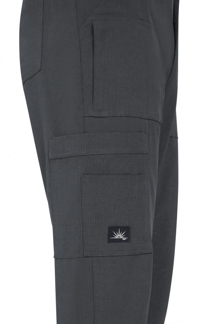 Solis x koi Ondra Men’s 9-Pocket Scrub Pant