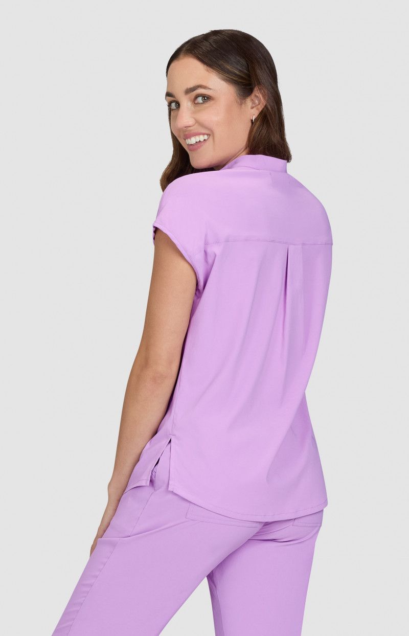 koi Basics Ari Women&#39;s 1-Pocket Stretch Tuck-In Scrub Top