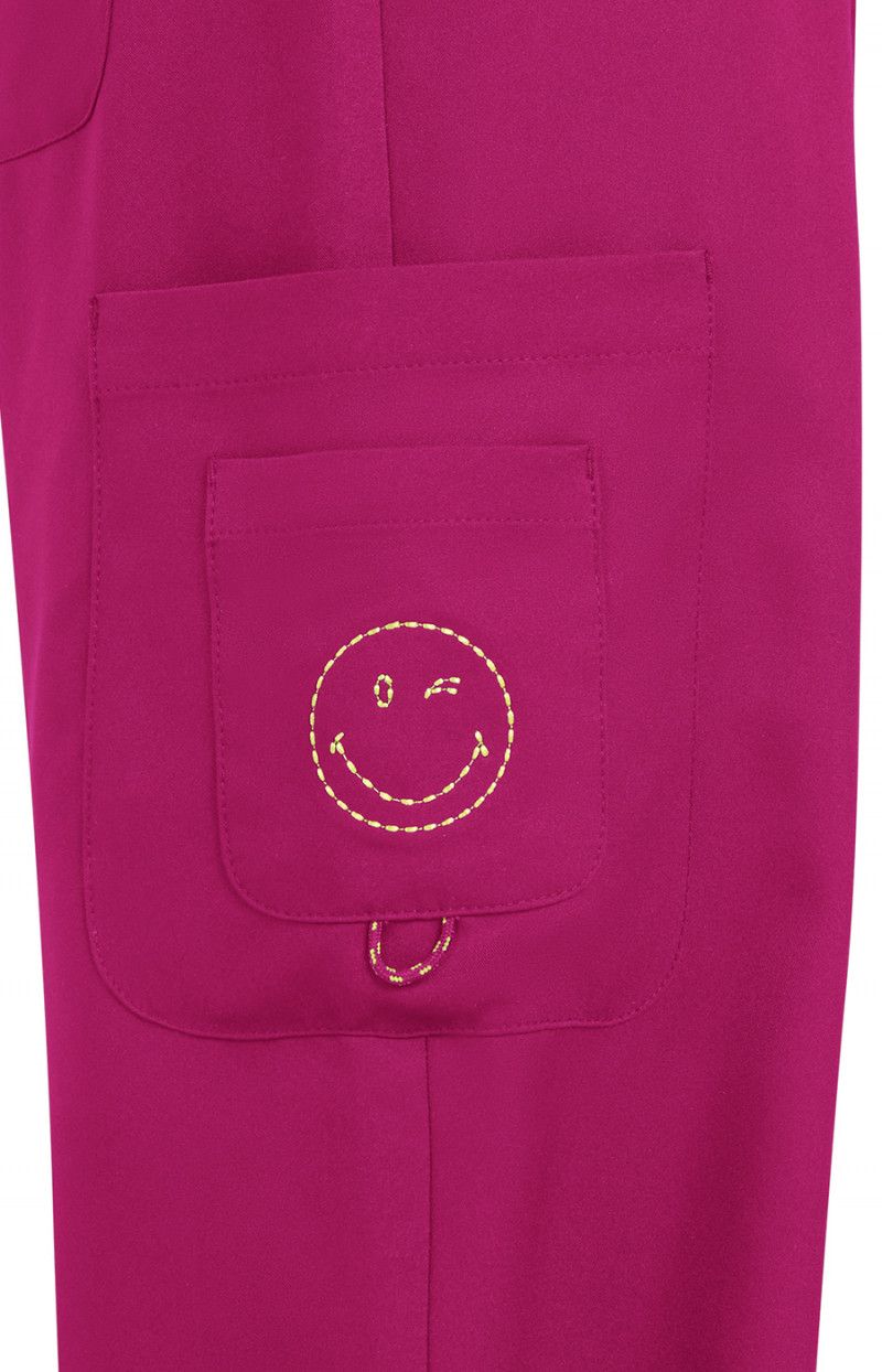 koi | SmileyWorld Jubilant Women&#39;s 7-Pocket Scrub Pant