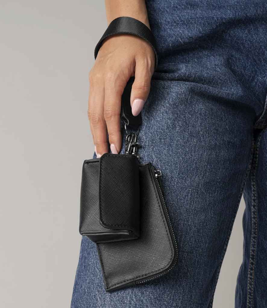 Boutique Pouch Wristlet