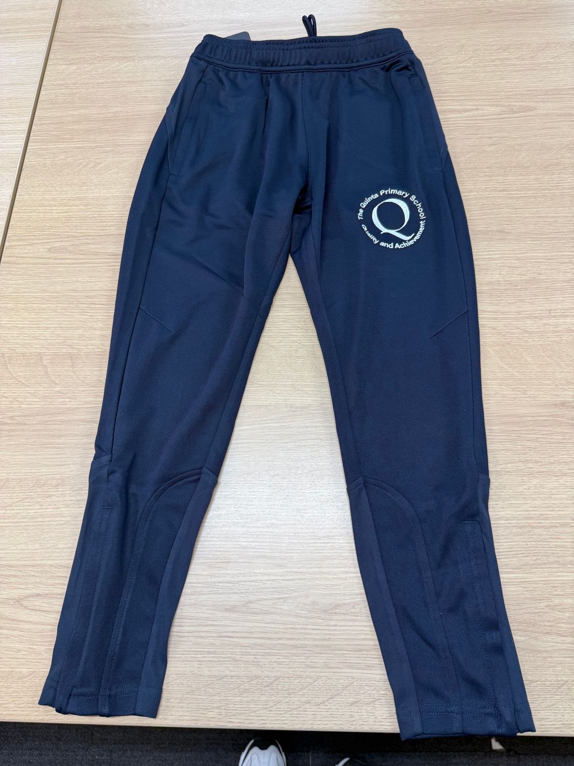 Quinta Navy Trackpants