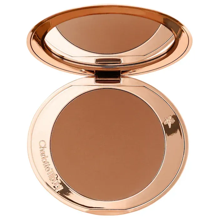 Charlotte Tilbury Airbrush Matte Bronzer in Tan