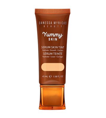 Danessa Myricks Beauty  Yummy Skin Soothing Serum Skin Tint Foundation with Peptides + Ceramides