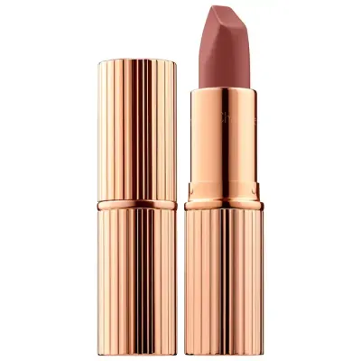 Charlotte Tilbury  Matte Revolution Hydrating Lipstick Pillow Talk