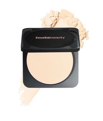 HUDA BEAUTY Easy Bake Airbrush Matte Pressed Setting Powder HUDA BEAUTY Easy Bake Airbrush Matte Pressed Setting Powder