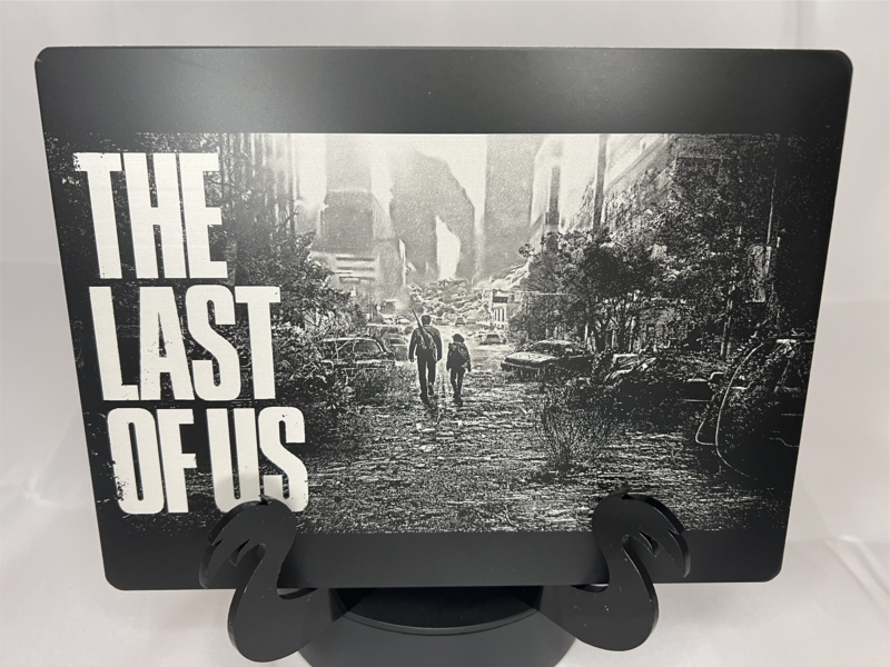 The Last of Us engraving on anodised aluminium