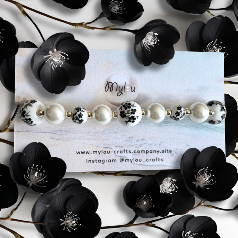 Bracelet ~ Porcelain &amp; Freshwater pearls ~ Black