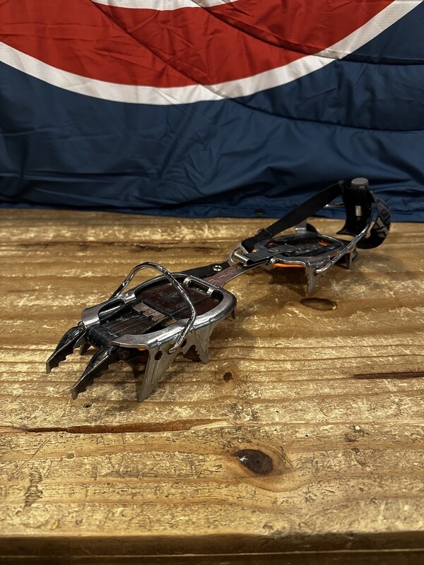USED** BLACK DIAMOND Cyborg Crampons