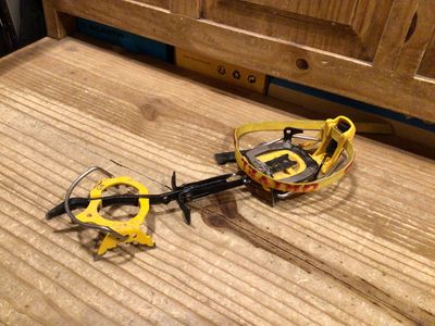 **USED** GRIVEL G20 Crampons
