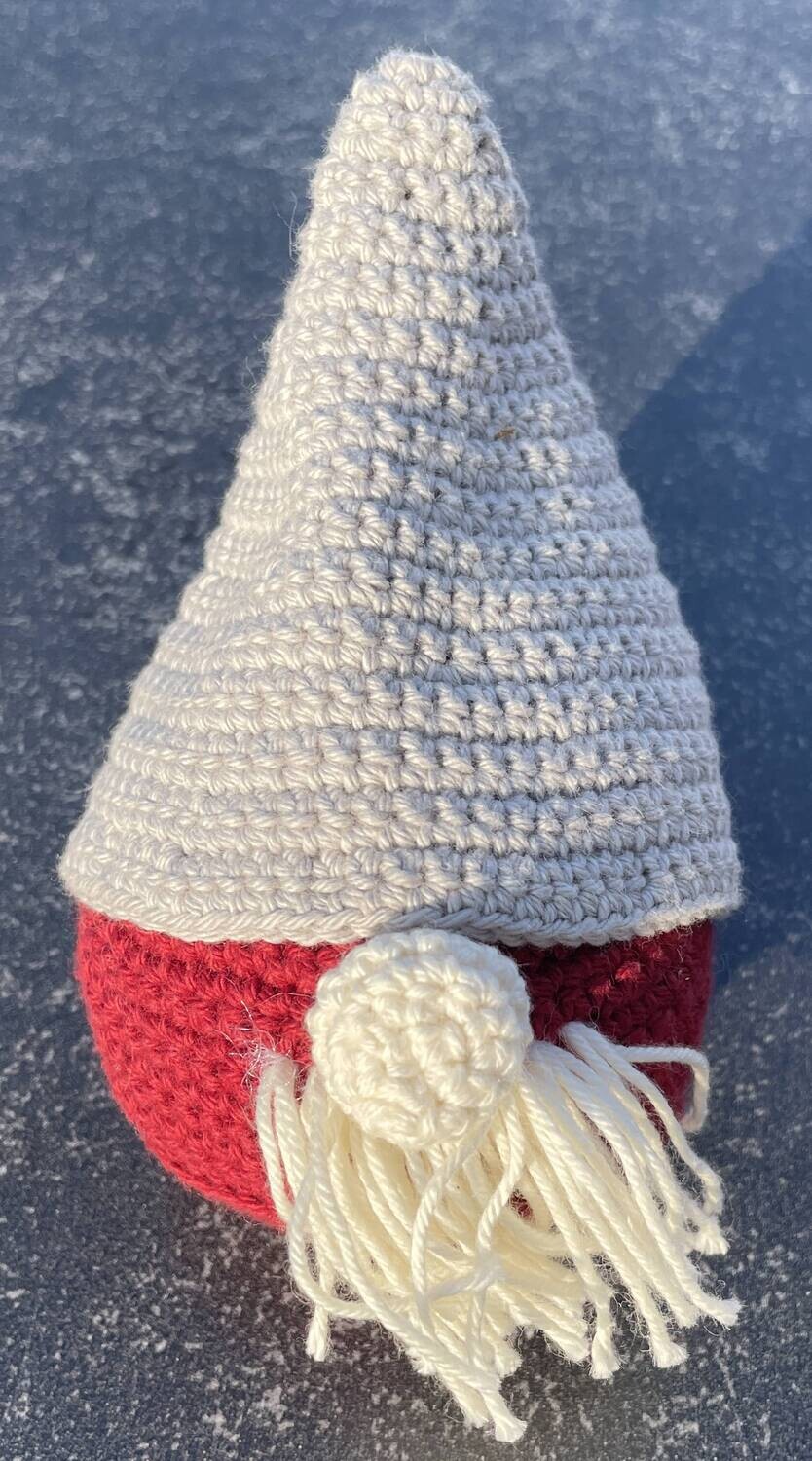 Gehäkelter Wichtel - klein - 12 cm