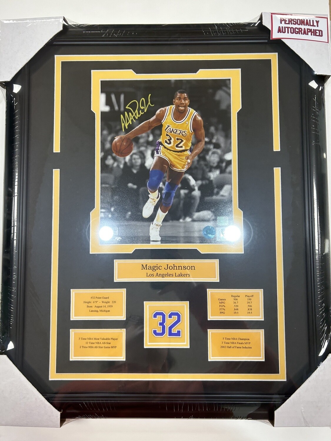 MAGIC JOHNSON - AUTOGRAPHED LOS ANGELES LAKERS 16X20 FRAME