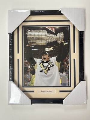 EVGENI MALKIN - PITTSBURGH PENGUINS 11X14 FRAME