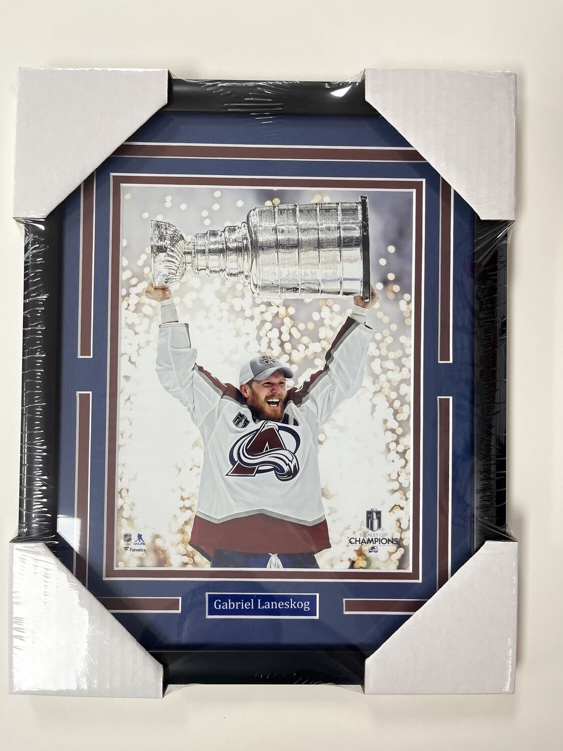 GABRIEL LANDESKOG - COLORADO AVALANCHE 11X14 FRAME