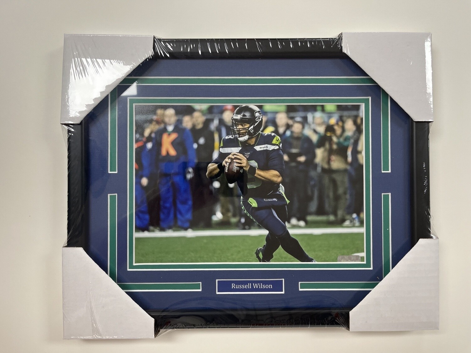 RUSSELL WILSON - SEATTLE SEAHAWKS 11X14 FRAME