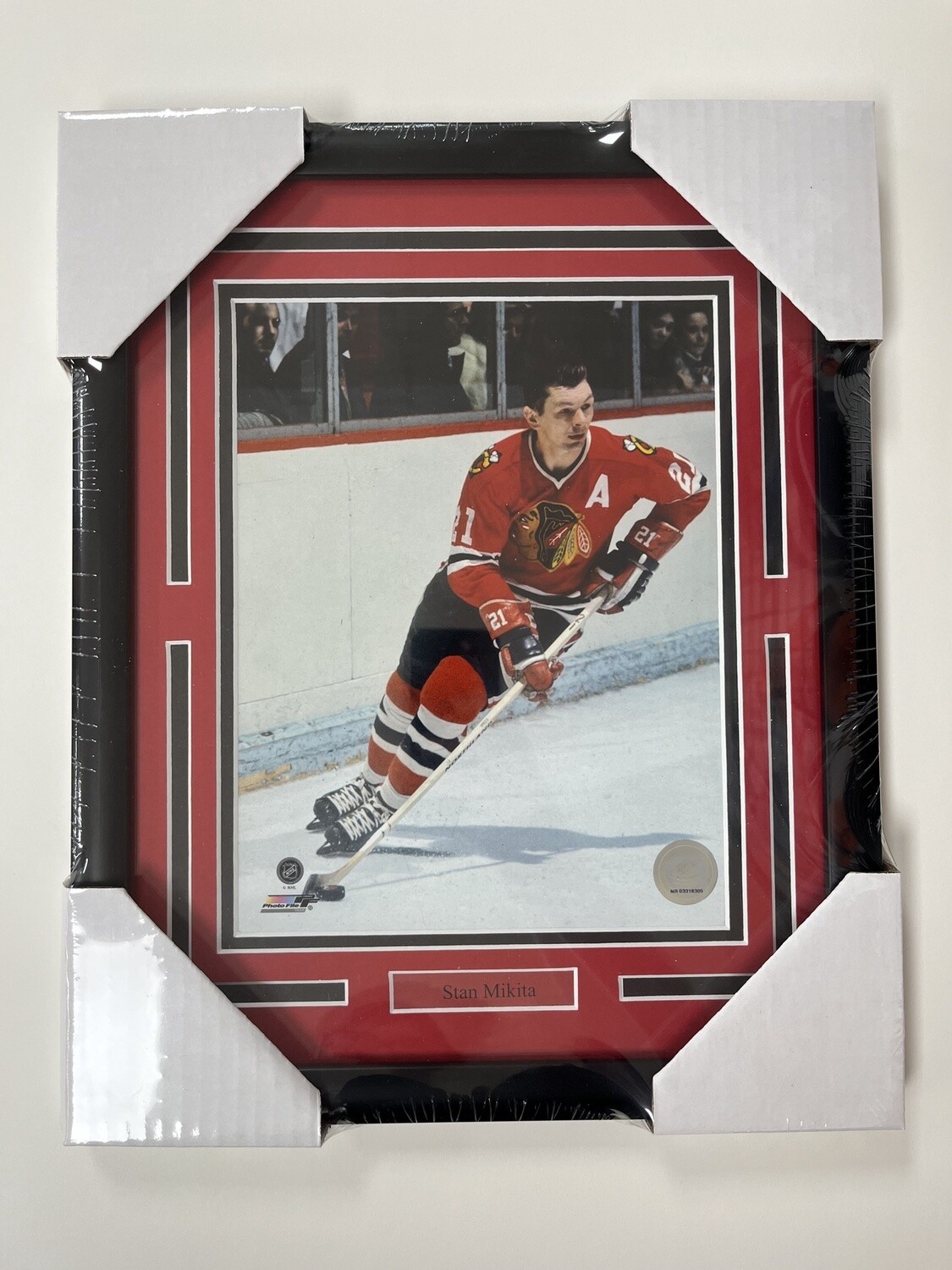 STAN MIKITA - CHICAGO BLACKHAWKS 11X14 FRAME