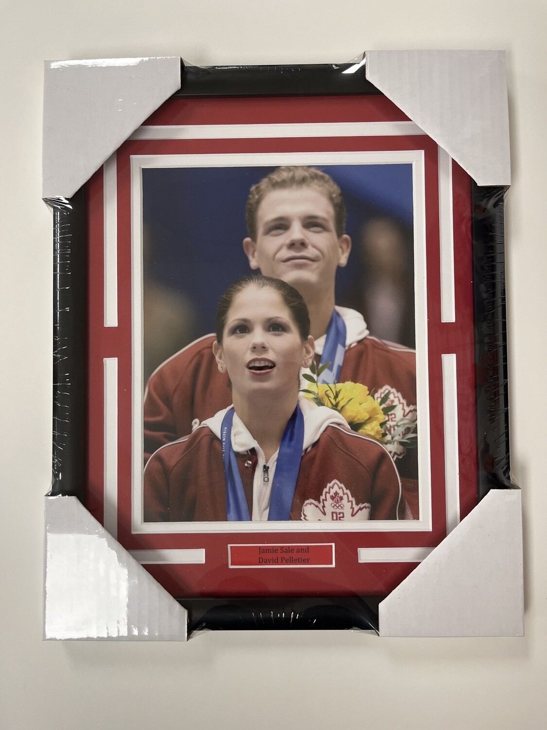 JAMIE SALE &amp; DAVID PELLETIER - FIGURE SKATING 11X14 FRAME