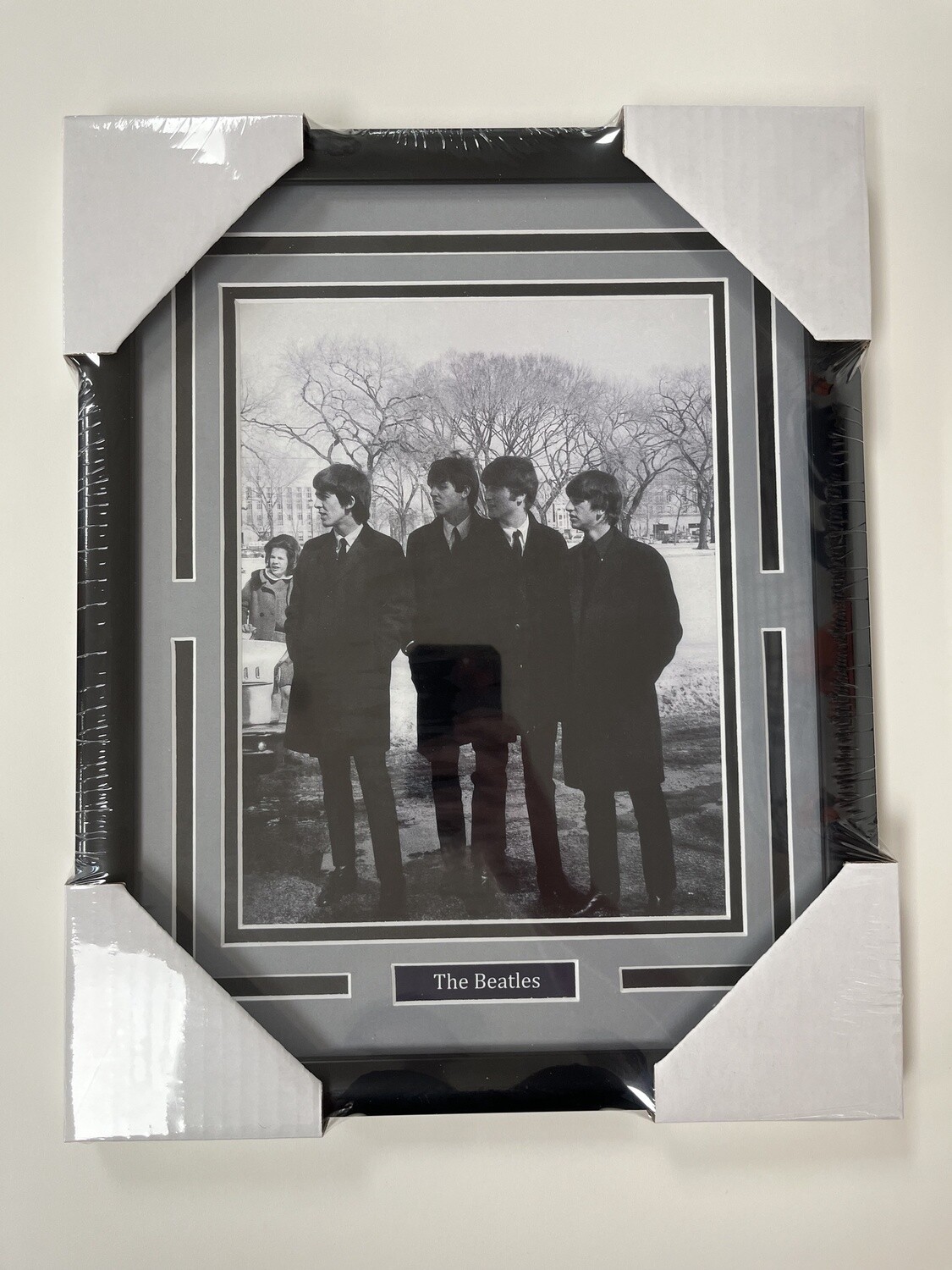 THE BEATLES - CELEBRITY 11X14 FRAME