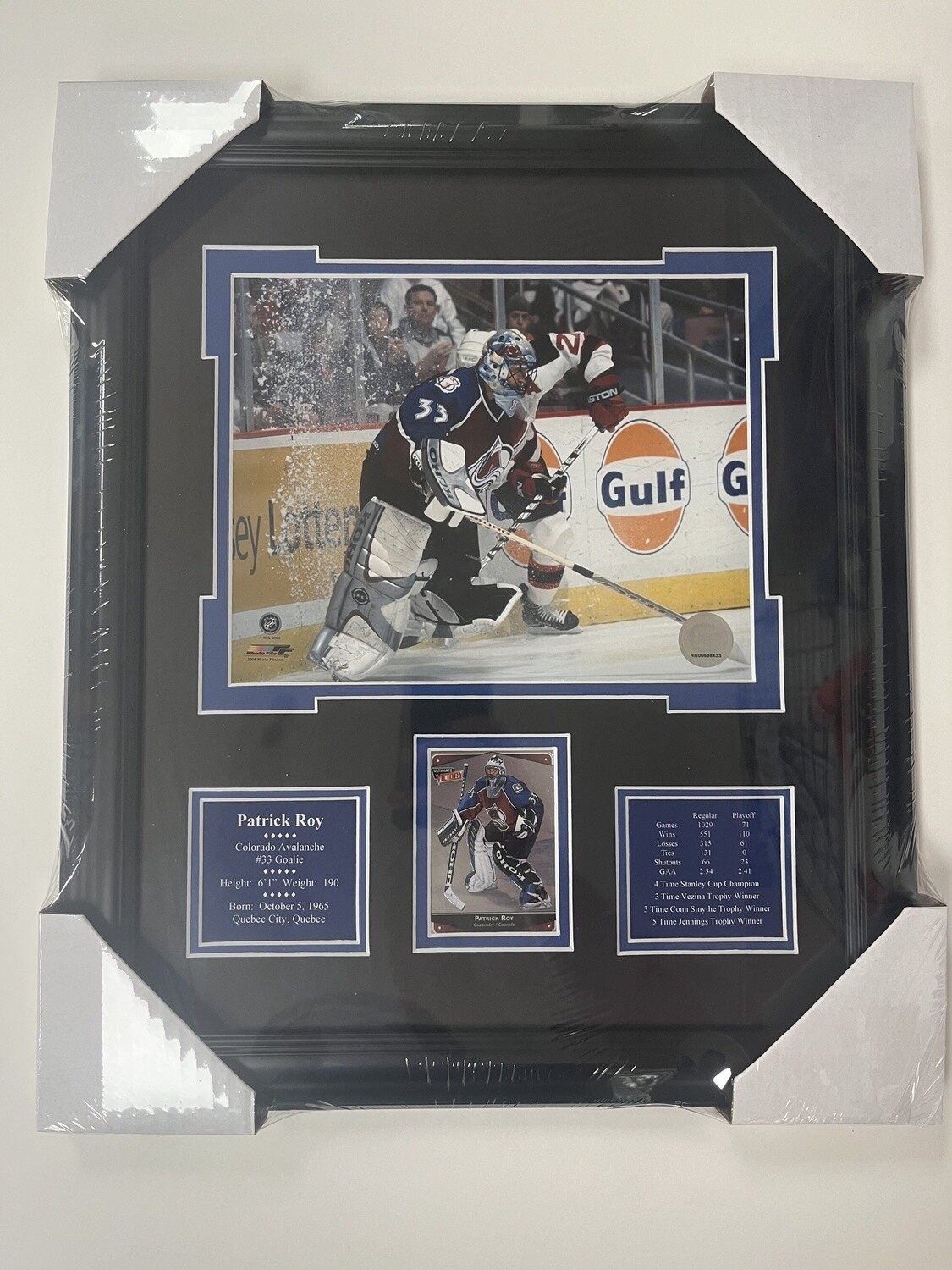 PATRICK ROY - COLORADO AVALANCHE 13X16 FRAME