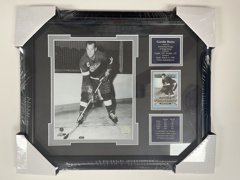 GORDIE HOWE - DETROIT RED WINGS 13X16 FRAME