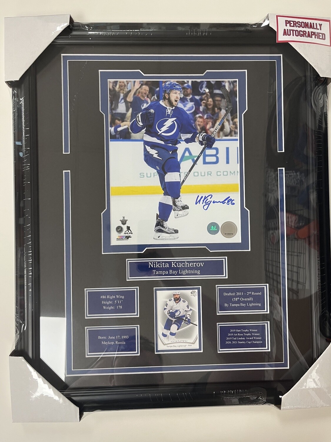 NIKITA KUCHEROV - AUTOGRAPHED TAMPA BAY LIGHTNING 16X20 FRAME