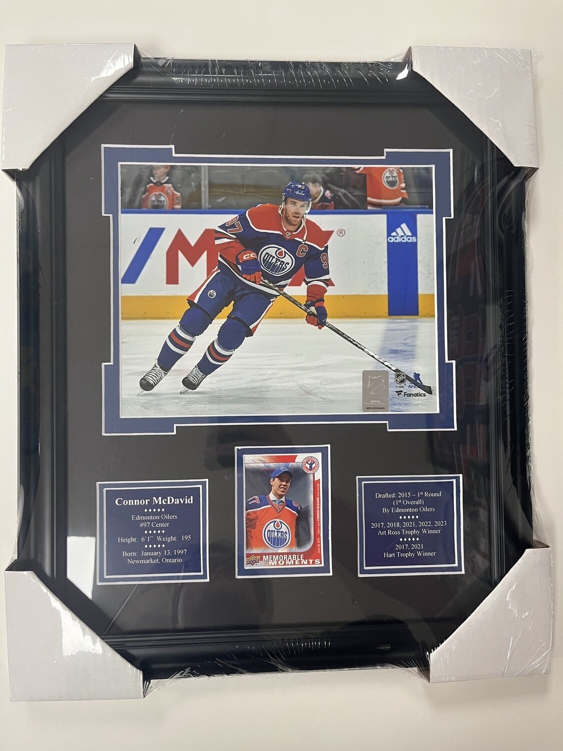 CONNOR MCDAVID - EDMONTON OILERS 13X16 FRAME