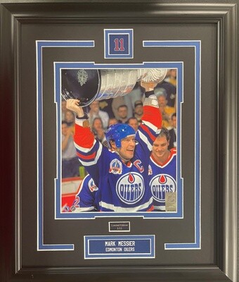 MARK MESSIER - EDMONTON OILERS LIMITED EDITION #/11 13X16 FRAME