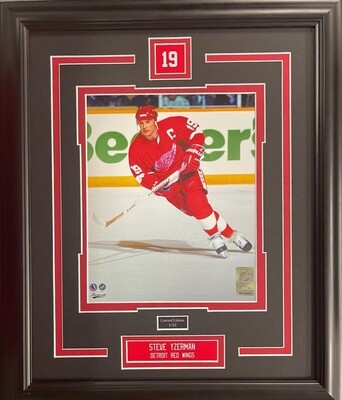 STEVE YZERMAN - DETROIT RED WINGS LIMITED EDITION #/10 13X16 FRAME