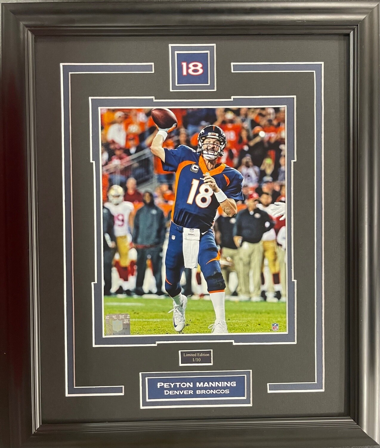 PEYTON MANNING - DENVER BRONCOS LIMITED EDITION #/10 13X16 FRAME