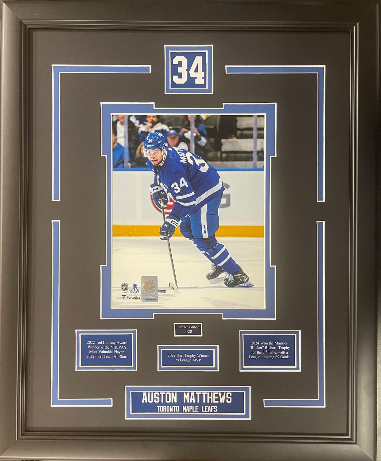 AUSTON MATTHEWS - LIMITED EDITION 16X20 FRAME #/20 TORONTO MAPLE LEAFS