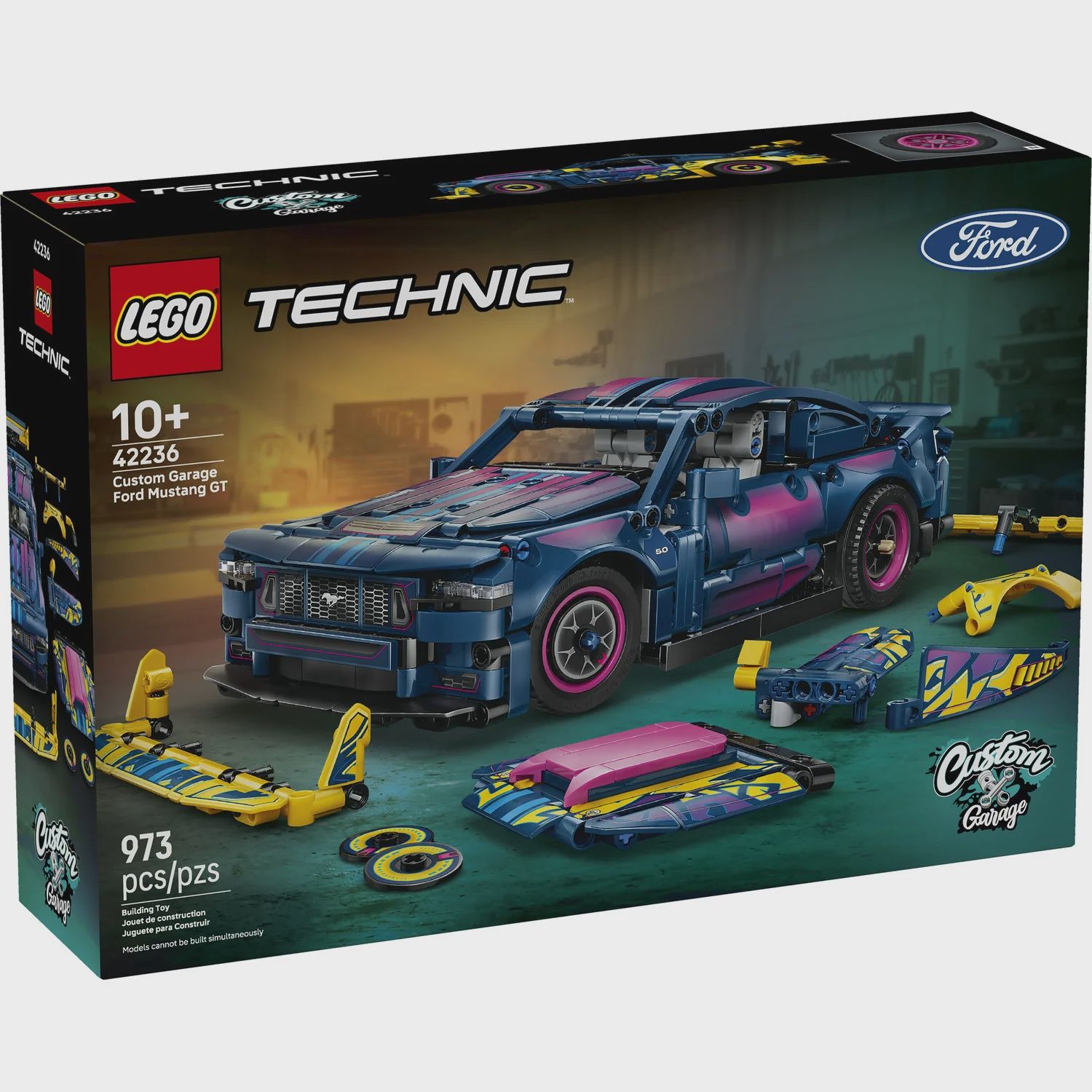 42236 CUTOM GARAGE FORD MUSTANG GT CAR
