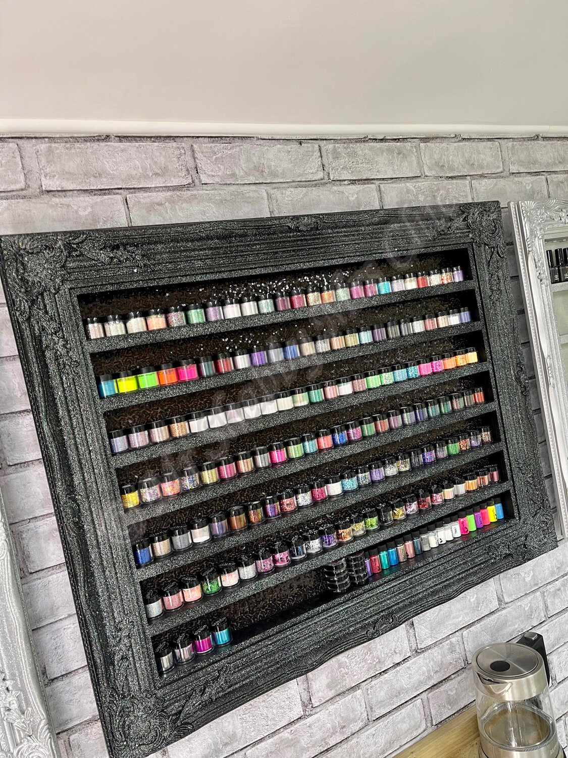 LYNDA    Acrylic Powder / Glitter Display – ORNATE Large