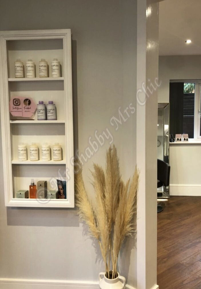 TINA 2   Beauty Product Display – Tall ORNATE