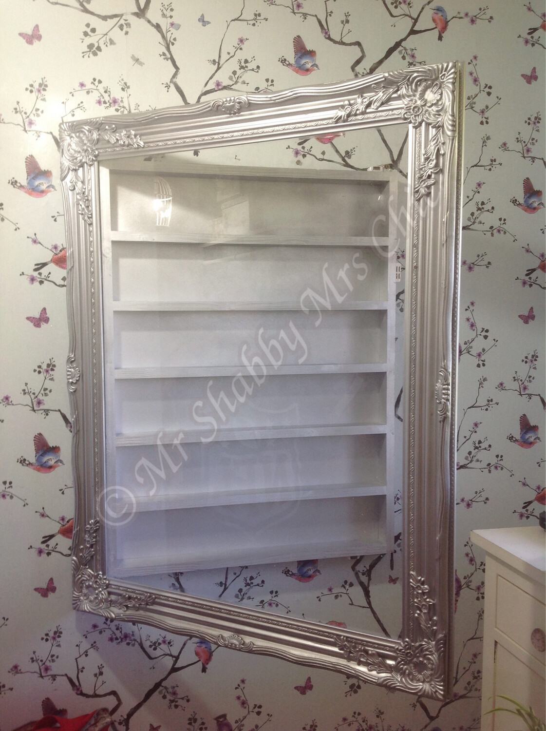 LYDIA   Nail Polish Display  with door – ORNATE Large