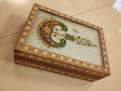 Wooden jewel box