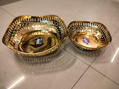 Brass fruit basket