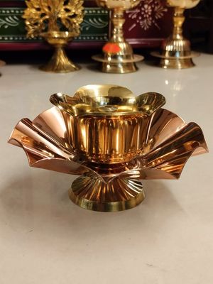 Brass fancy diya