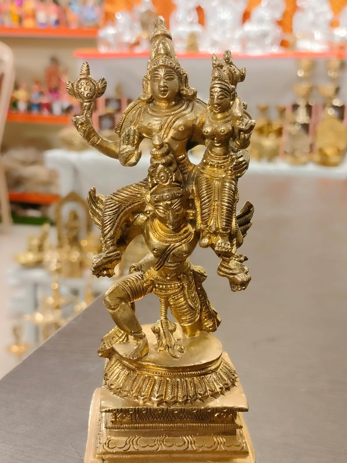 Brass garudar - vishnu lakshmi