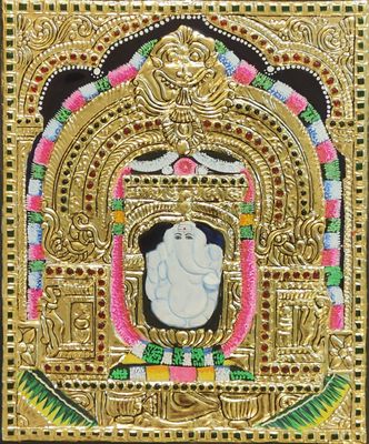 Thiru Valanshuzhi Pillaiyar Thanjavur Painting