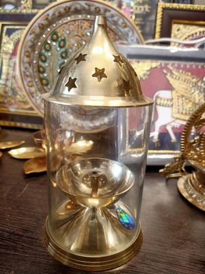 Brass diya with lid
