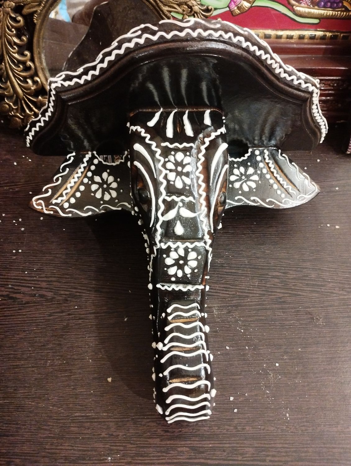 Wooden Elephant stand small