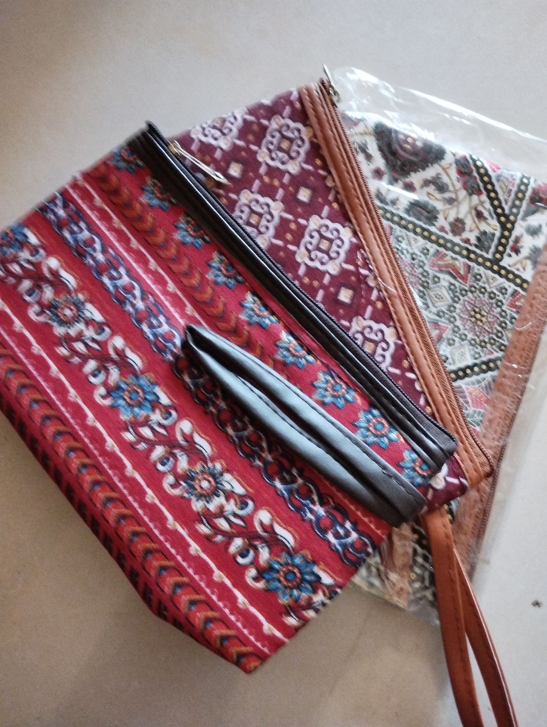 Cotton fabric foli printed purse