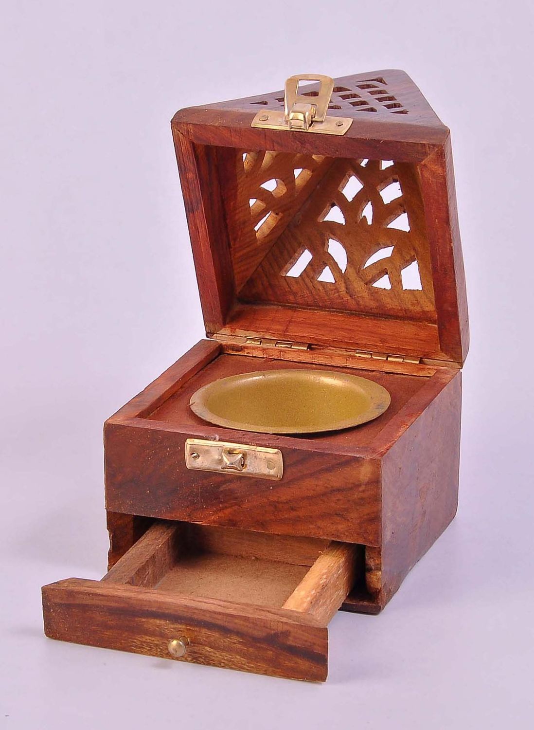 Doop box with storage