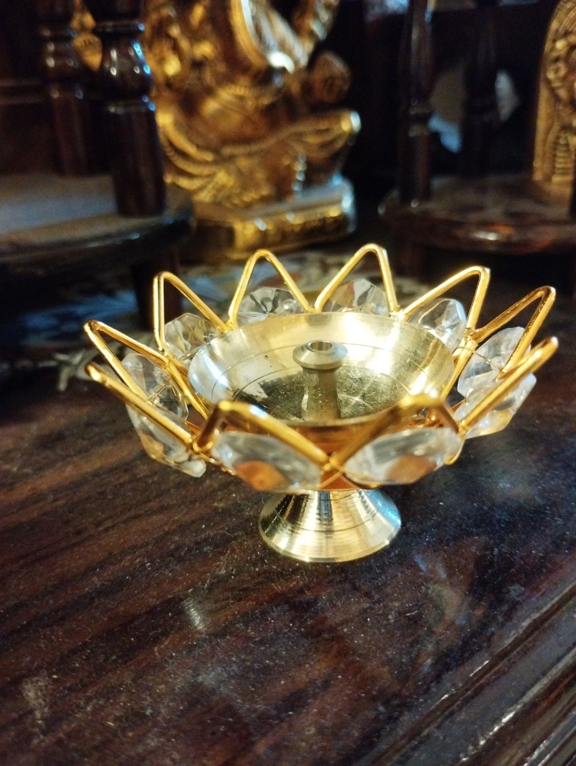 Brass crystal diya -1
