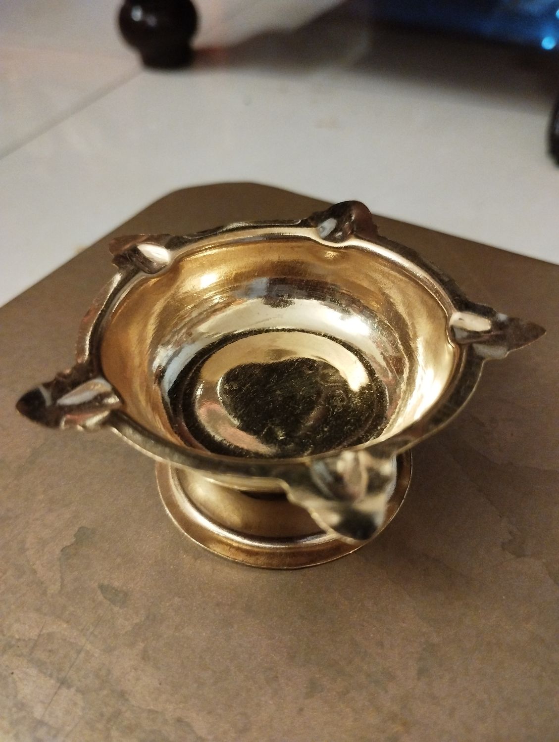 Brass 5 bathi diya( lightweight)