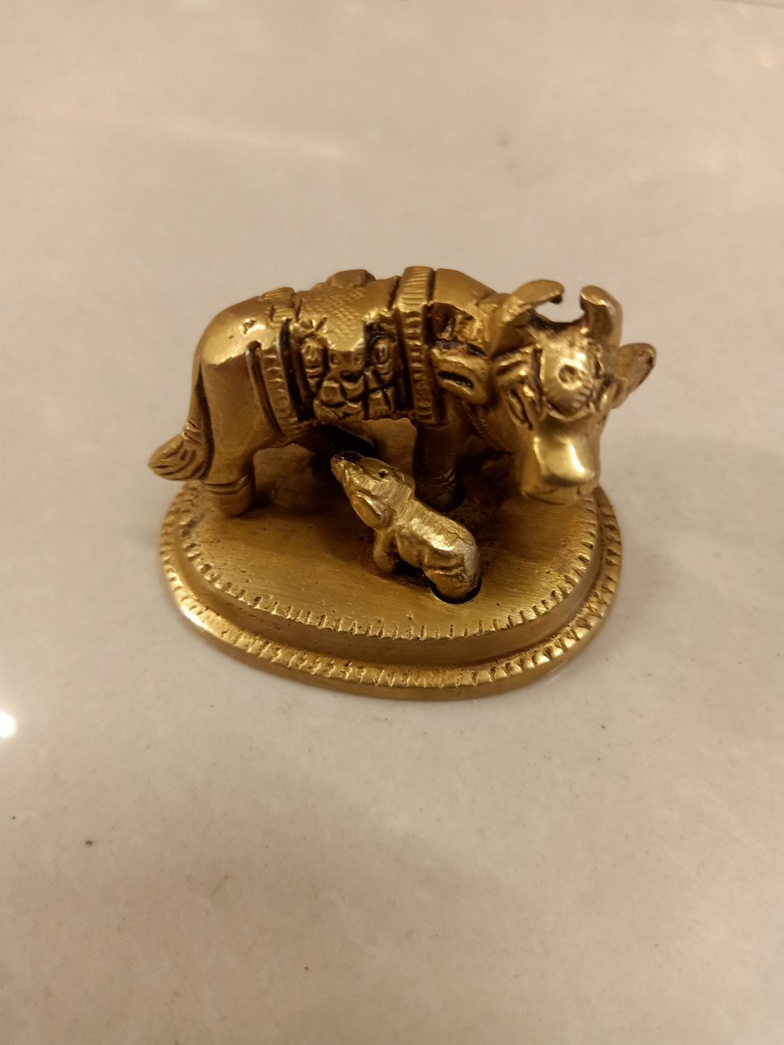 Brass kamadenu