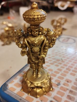 Brass light weight perumal (126g)